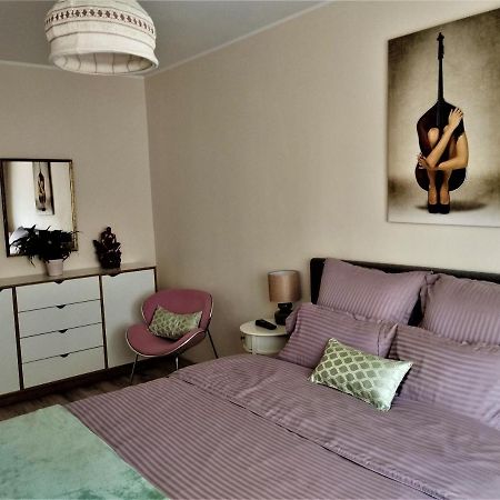 Central Lala Apartament Apartment Брашов Екстериор снимка